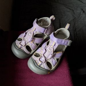 Girls Keen Sandals Size 11